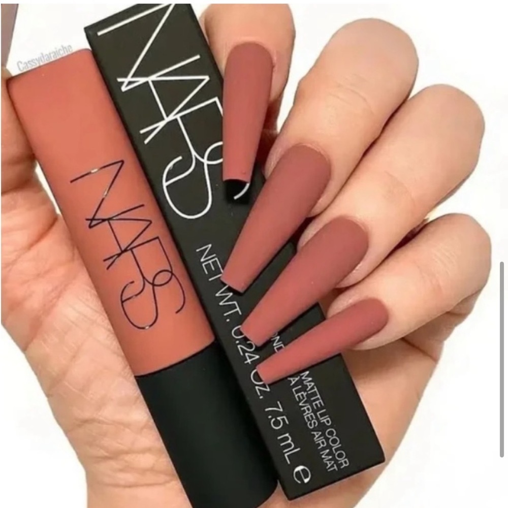 NARS Air Matte Lipstick In Lose Control (Brown Pink)